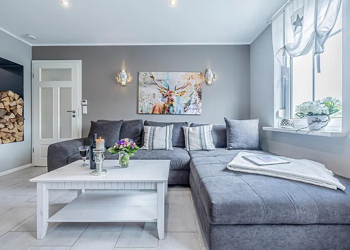 Gutshof Zum Lejlighed Kläden