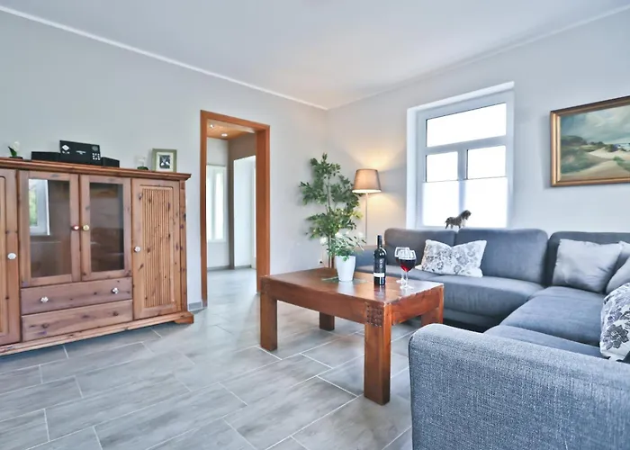 Gutshof Zum Lägenhet *